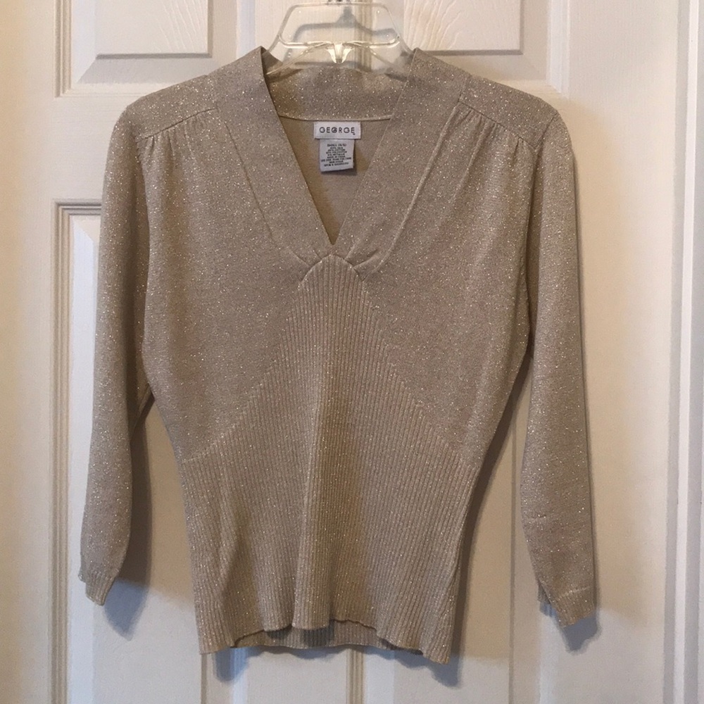 Gold light sweater top. Excellent condition